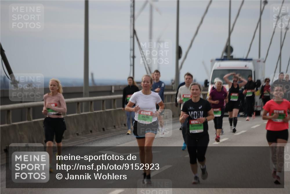03.10.2025 - Köhlbrandbrückenlauf Jannik Wohlers http://msf.ph/oto/9152923 03.10.2025 16:02:44 Position 1 8491, 8177 meine-sportfotos.de