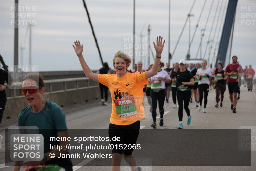 03.10.2025 - Köhlbrandbrückenlauf Jannik Wohlers http://msf.ph/oto/9152965 03.10.2025 16:03:15 Position 1 42, 8316 meine-sportfotos.de