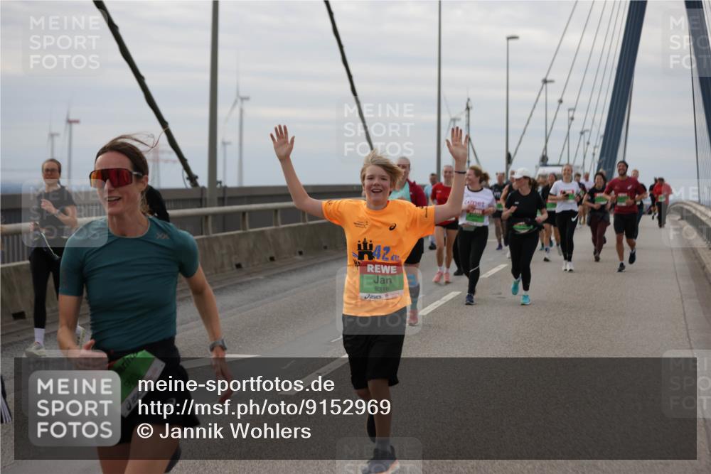 03.10.2025 - Köhlbrandbrückenlauf Jannik Wohlers http://msf.ph/oto/9152969 03.10.2025 16:03:16 Position 1 9613, 8316 meine-sportfotos.de
