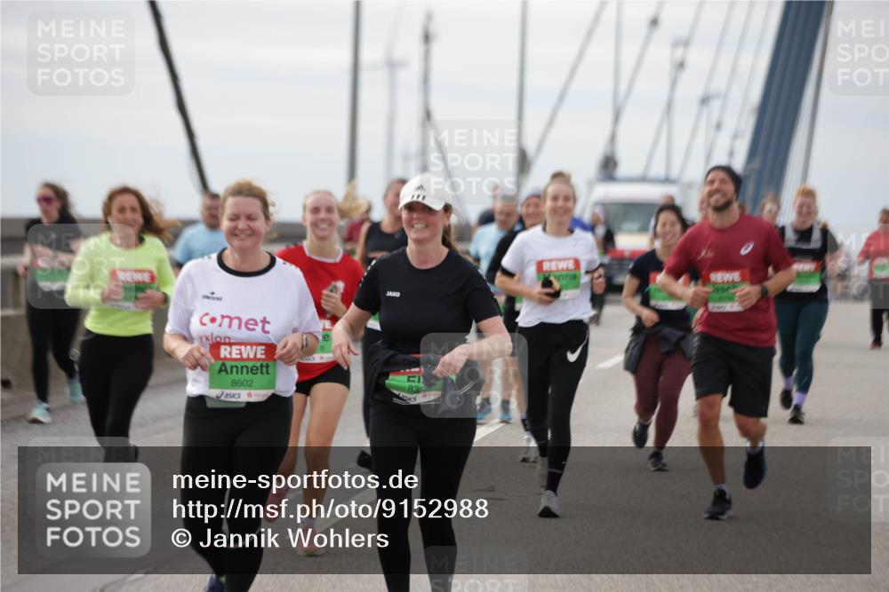 03.10.2025 - Köhlbrandbrückenlauf Jannik Wohlers http://msf.ph/oto/9152988 03.10.2025 16:03:18 Position 1 8602, 835 meine-sportfotos.de