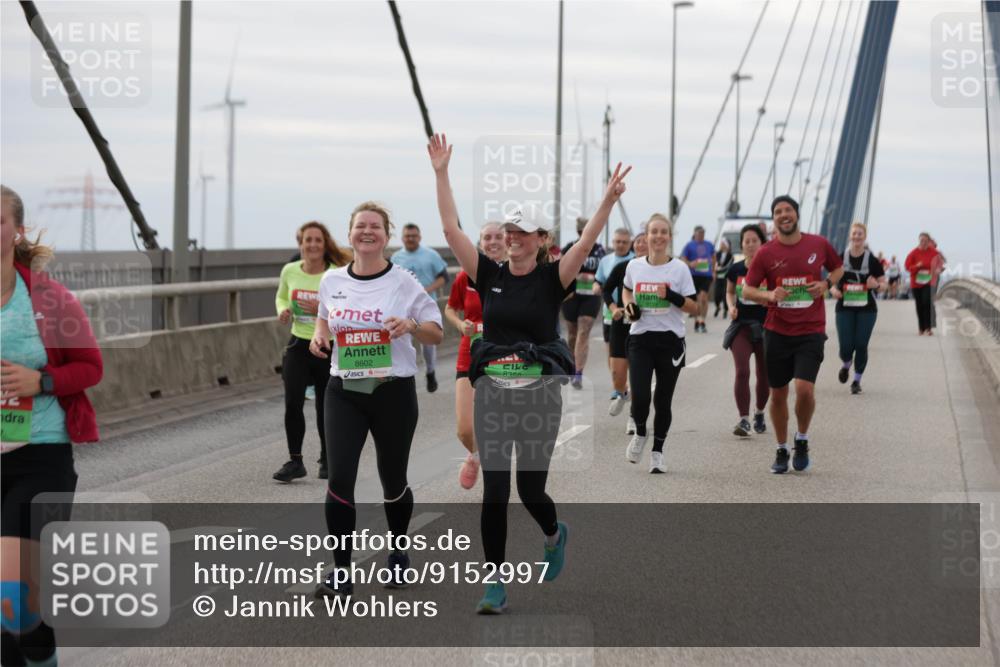 03.10.2025 - Köhlbrandbrückenlauf Jannik Wohlers http://msf.ph/oto/9152997 03.10.2025 16:03:19 Position 1 8602, 8358 meine-sportfotos.de