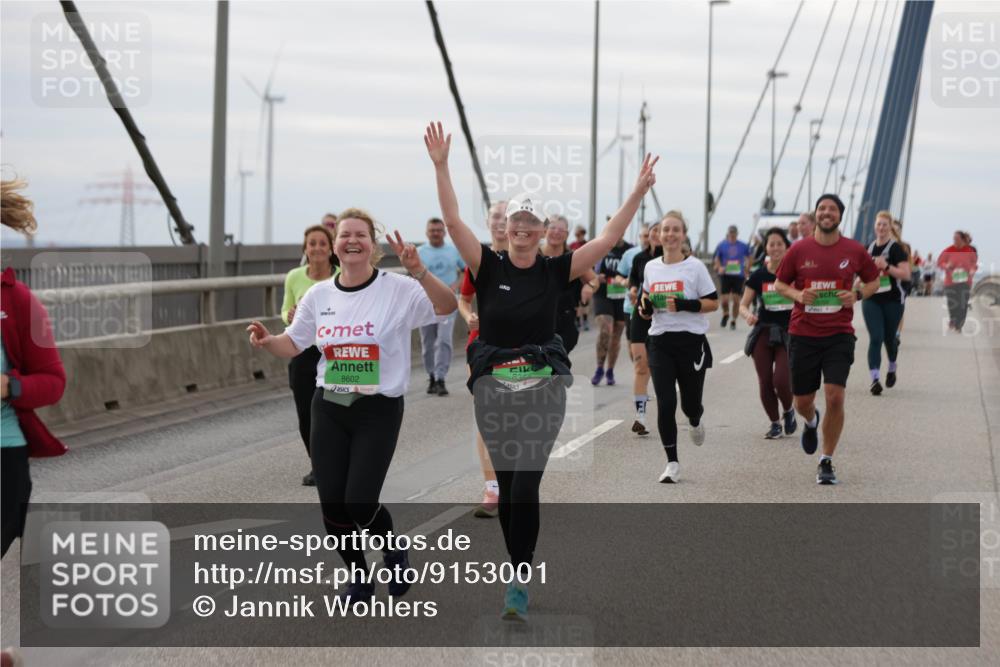 03.10.2025 - Köhlbrandbrückenlauf Jannik Wohlers http://msf.ph/oto/9153001 03.10.2025 16:03:19 Position 1 8602, 835 meine-sportfotos.de