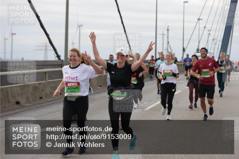03.10.2025 - Köhlbrandbrückenlauf Jannik Wohlers http://msf.ph/oto/9153009 03.10.2025 16:03:20 Position 1 8602, 8350 meine-sportfotos.de