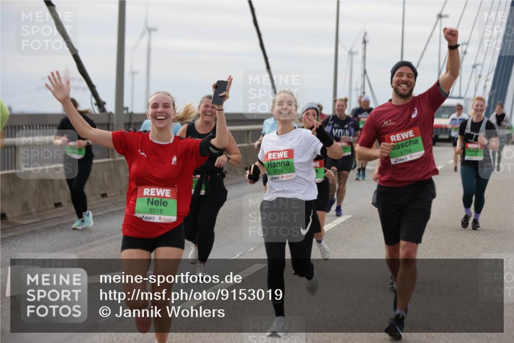 03.10.2025 - Köhlbrandbrückenlauf Jannik Wohlers http://msf.ph/oto/9153019 03.10.2025 16:03:21 Position 1 8918, 8759, 8756 meine-sportfotos.de