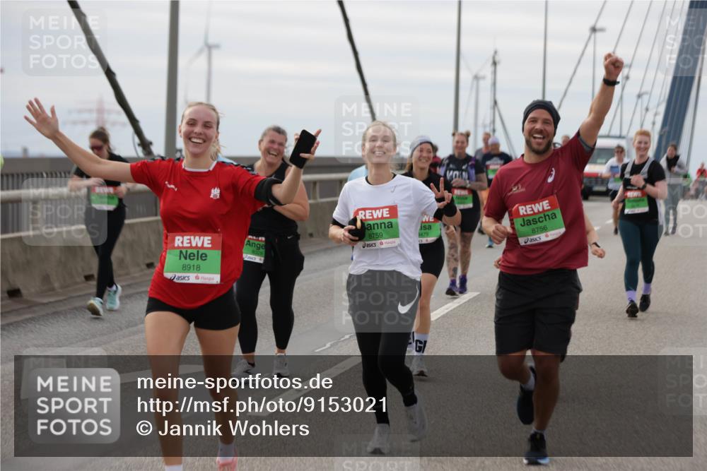03.10.2025 - Köhlbrandbrückenlauf Jannik Wohlers http://msf.ph/oto/9153021 03.10.2025 16:03:21 Position 1 8918, 8759, 3479, 8756 meine-sportfotos.de