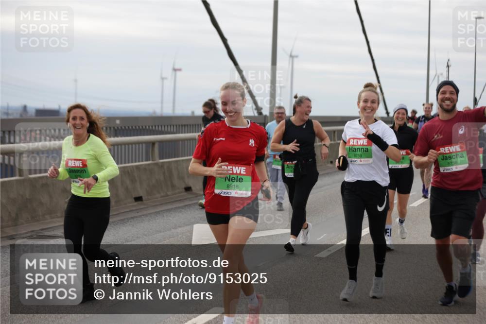 03.10.2025 - Köhlbrandbrückenlauf Jannik Wohlers http://msf.ph/oto/9153025 03.10.2025 16:03:22 Position 1 8918, 8759, 8756 meine-sportfotos.de