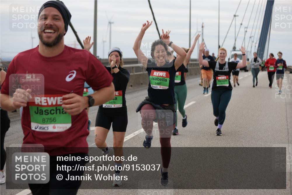 03.10.2025 - Köhlbrandbrückenlauf Jannik Wohlers http://msf.ph/oto/9153037 03.10.2025 16:03:24 Position 1 8756, 8479, 8481 meine-sportfotos.de