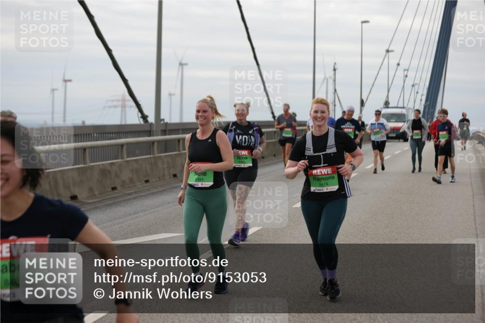 03.10.2025 - Köhlbrandbrückenlauf Jannik Wohlers http://msf.ph/oto/9153053 03.10.2025 16:03:25 Position 1 8481, 8394, 8053, 8414 meine-sportfotos.de