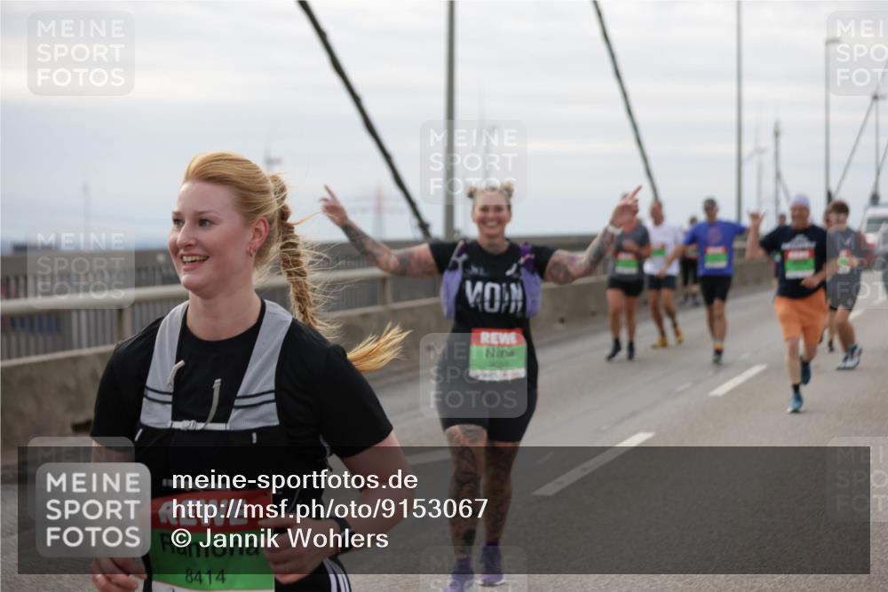 03.10.2025 - Köhlbrandbrückenlauf Jannik Wohlers http://msf.ph/oto/9153067 03.10.2025 16:03:27 Position 1 8414 meine-sportfotos.de