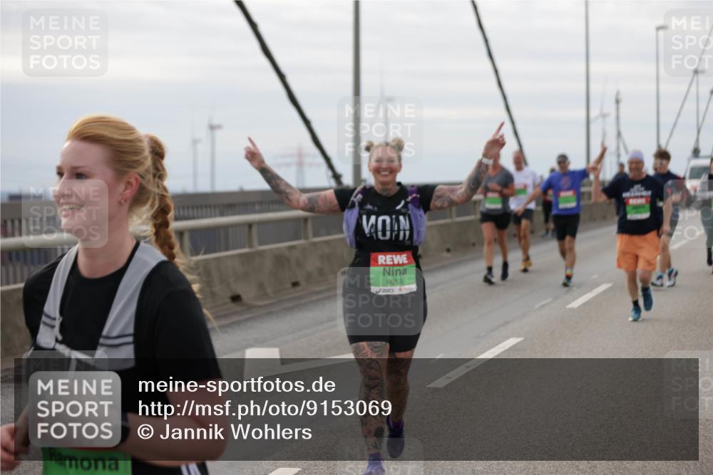 03.10.2025 - Köhlbrandbrückenlauf Jannik Wohlers http://msf.ph/oto/9153069 03.10.2025 16:03:27 Position 1 8053 meine-sportfotos.de