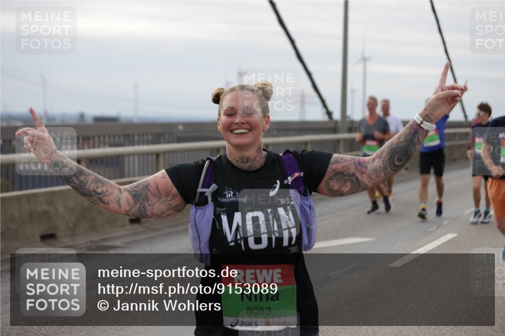 03.10.2025 - Köhlbrandbrückenlauf Jannik Wohlers http://msf.ph/oto/9153089 03.10.2025 16:03:29 Position 1 8053 meine-sportfotos.de