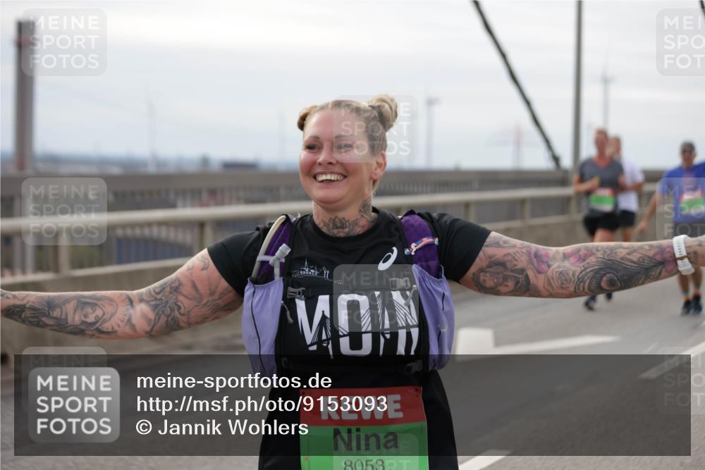 03.10.2025 - Köhlbrandbrückenlauf Jannik Wohlers http://msf.ph/oto/9153093 03.10.2025 16:03:29 Position 1 8053 meine-sportfotos.de