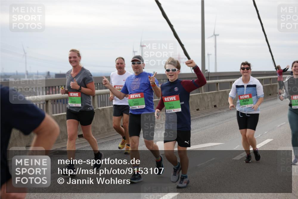 03.10.2025 - Köhlbrandbrückenlauf Jannik Wohlers http://msf.ph/oto/9153107 03.10.2025 16:03:31 Position 1 9692, 9693, 9694, 9214 meine-sportfotos.de