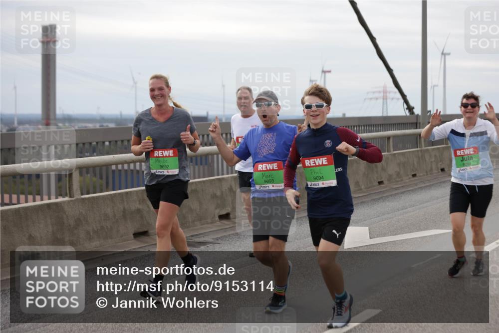 03.10.2025 - Köhlbrandbrückenlauf Jannik Wohlers http://msf.ph/oto/9153114 03.10.2025 16:03:32 Position 1 9692, 9693, 9694, 9214 meine-sportfotos.de