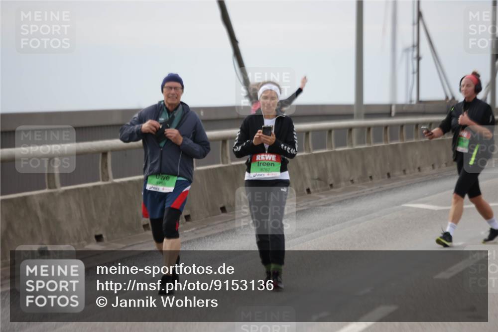 03.10.2025 - Köhlbrandbrückenlauf Jannik Wohlers http://msf.ph/oto/9153136 03.10.2025 16:03:36 Position 1 8768, 8767 meine-sportfotos.de