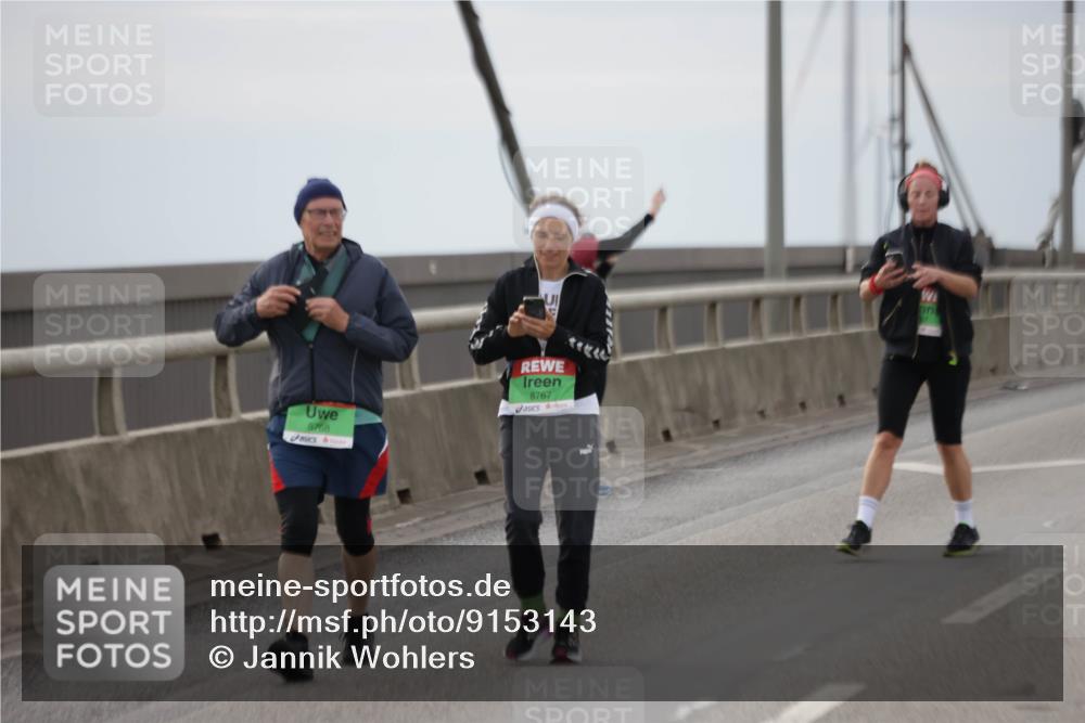 03.10.2025 - Köhlbrandbrückenlauf Jannik Wohlers http://msf.ph/oto/9153143 03.10.2025 16:03:36 Position 1 8768, 8767 meine-sportfotos.de