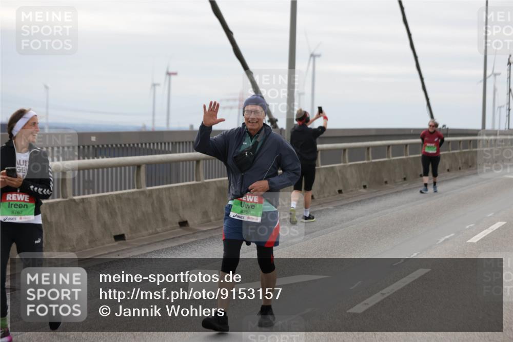 03.10.2025 - Köhlbrandbrückenlauf Jannik Wohlers http://msf.ph/oto/9153157 03.10.2025 16:03:44 Position 1 8767, 8768 meine-sportfotos.de