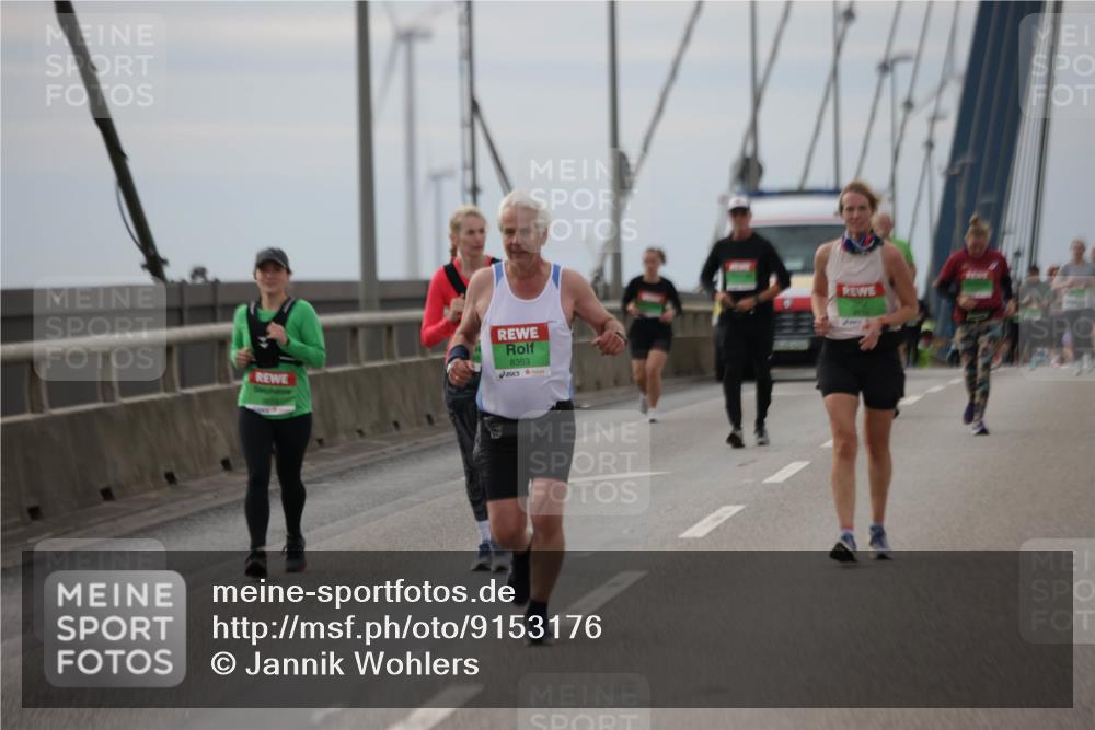 03.10.2025 - Köhlbrandbrückenlauf Jannik Wohlers http://msf.ph/oto/9153176 03.10.2025 16:03:48 Position 1 8353 meine-sportfotos.de