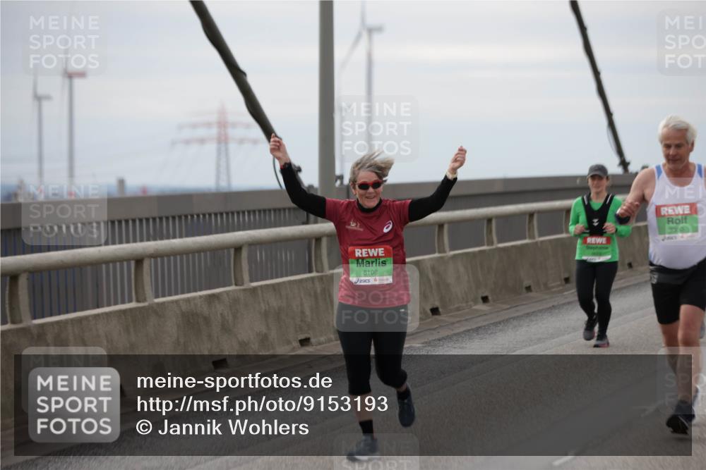 03.10.2025 - Köhlbrandbrückenlauf Jannik Wohlers http://msf.ph/oto/9153193 03.10.2025 16:03:51 Position 1 8108, 8353 meine-sportfotos.de