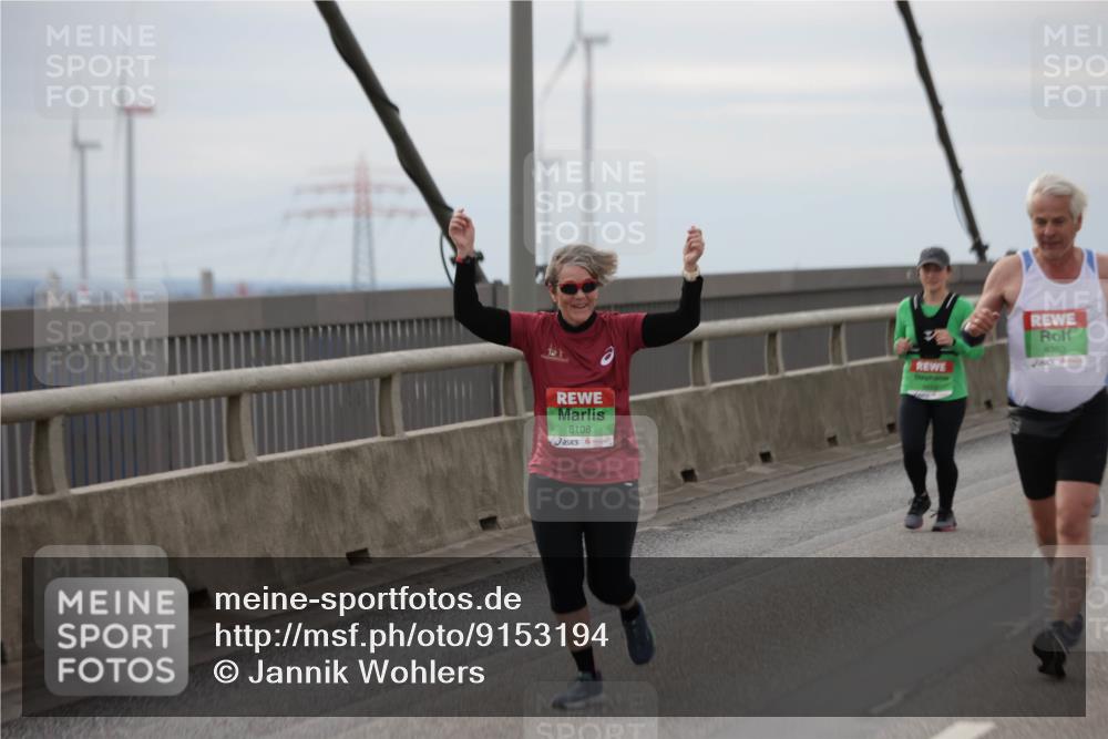 03.10.2025 - Köhlbrandbrückenlauf Jannik Wohlers http://msf.ph/oto/9153194 03.10.2025 16:03:51 Position 1 8108, 8363 meine-sportfotos.de
