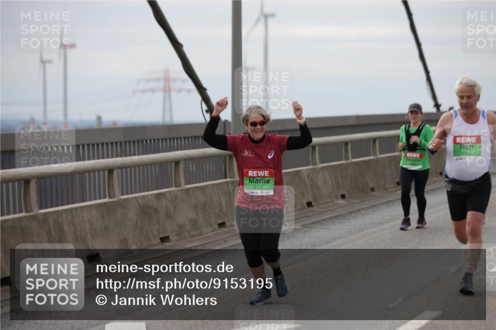 03.10.2025 - Köhlbrandbrückenlauf Jannik Wohlers http://msf.ph/oto/9153195 03.10.2025 16:03:51 Position 1 8108, 8353 meine-sportfotos.de
