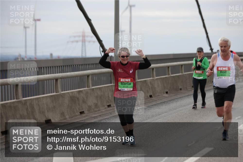 03.10.2025 - Köhlbrandbrückenlauf Jannik Wohlers http://msf.ph/oto/9153196 03.10.2025 16:03:51 Position 1 8108, 8363 meine-sportfotos.de