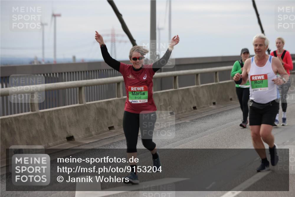 03.10.2025 - Köhlbrandbrückenlauf Jannik Wohlers http://msf.ph/oto/9153204 03.10.2025 16:03:51 Position 1 8108, 8353 meine-sportfotos.de
