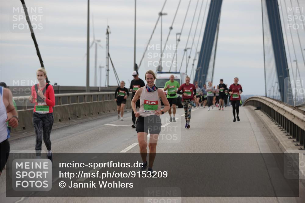 03.10.2025 - Köhlbrandbrückenlauf Jannik Wohlers http://msf.ph/oto/9153209 03.10.2025 16:03:52 Position 1 9712 meine-sportfotos.de