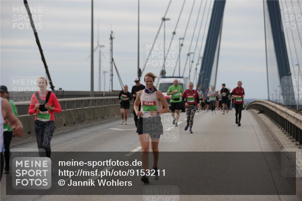03.10.2025 - Köhlbrandbrückenlauf Jannik Wohlers http://msf.ph/oto/9153211 03.10.2025 16:03:52 Position 1 97 meine-sportfotos.de
