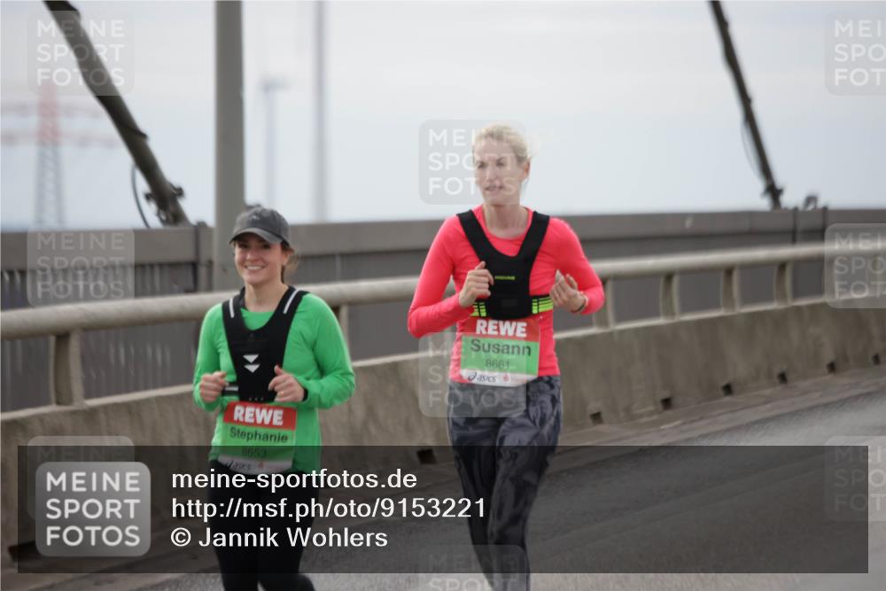 03.10.2025 - Köhlbrandbrückenlauf Jannik Wohlers http://msf.ph/oto/9153221 03.10.2025 16:03:54 Position 1 8653, 8661 meine-sportfotos.de