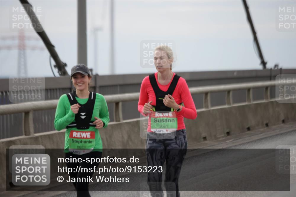 03.10.2025 - Köhlbrandbrückenlauf Jannik Wohlers http://msf.ph/oto/9153223 03.10.2025 16:03:54 Position 1 8653, 8661 meine-sportfotos.de