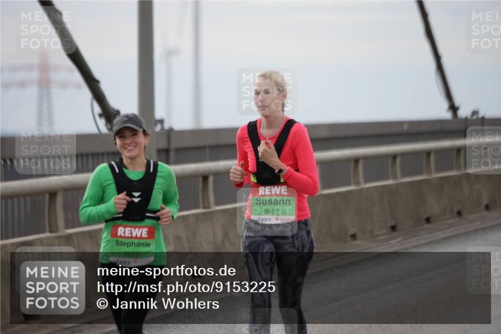 03.10.2025 - Köhlbrandbrückenlauf Jannik Wohlers http://msf.ph/oto/9153225 03.10.2025 16:03:54 Position 1 8653, 8661 meine-sportfotos.de