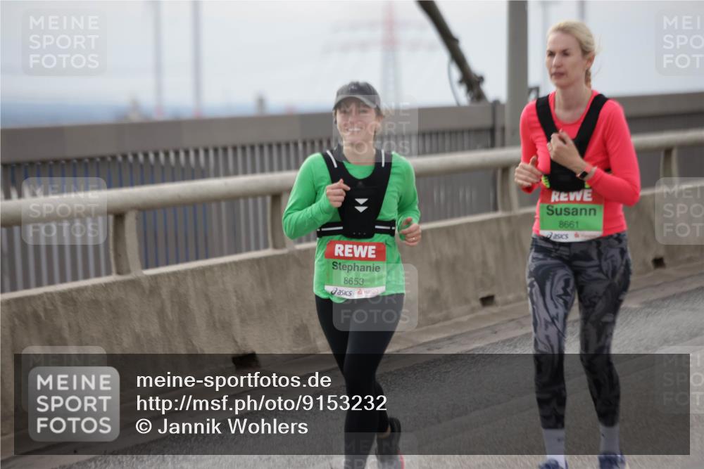 03.10.2025 - Köhlbrandbrückenlauf Jannik Wohlers http://msf.ph/oto/9153232 03.10.2025 16:03:55 Position 1 8653, 8661 meine-sportfotos.de