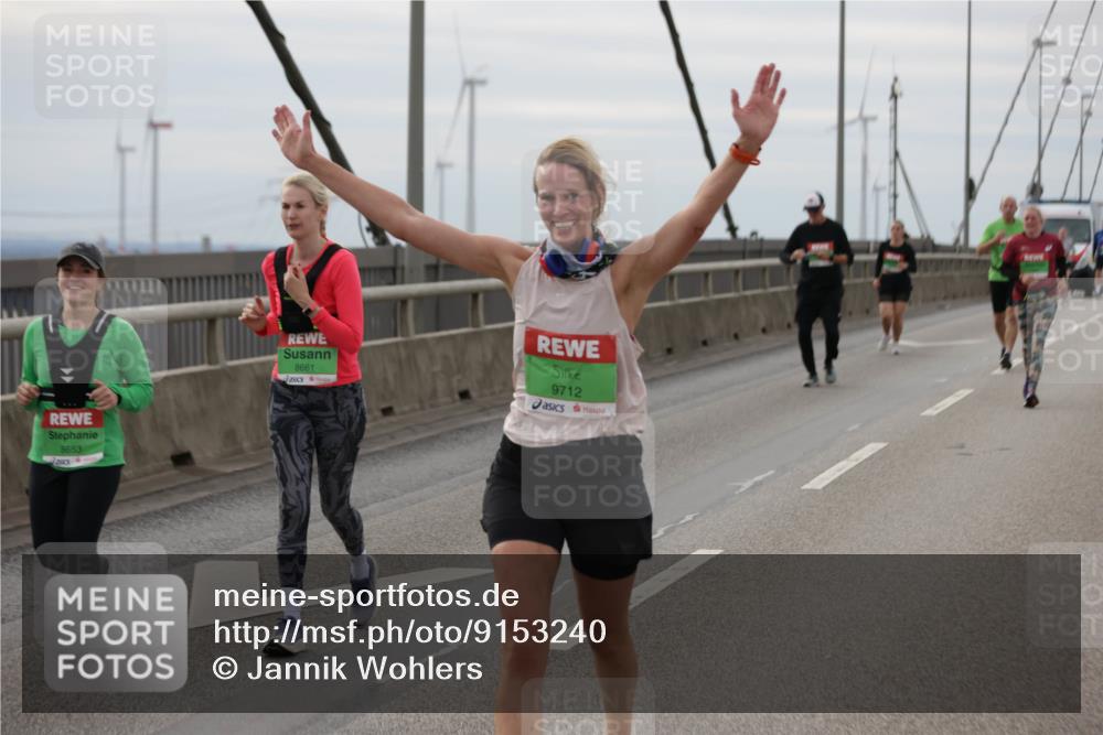 03.10.2025 - Köhlbrandbrückenlauf Jannik Wohlers http://msf.ph/oto/9153240 03.10.2025 16:03:56 Position 1 8653, 8661, 9712 meine-sportfotos.de