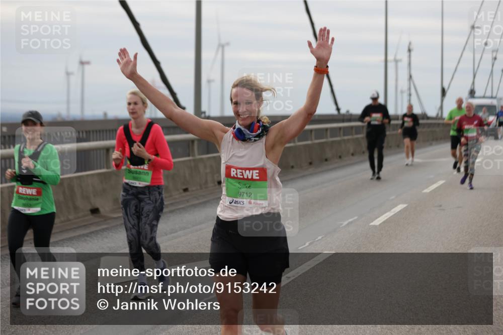 03.10.2025 - Köhlbrandbrückenlauf Jannik Wohlers http://msf.ph/oto/9153242 03.10.2025 16:03:56 Position 1 8653, 8661, 243, 9712 meine-sportfotos.de