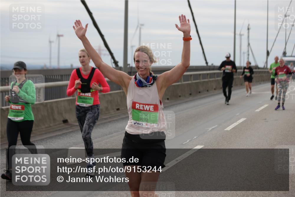 03.10.2025 - Köhlbrandbrückenlauf Jannik Wohlers http://msf.ph/oto/9153244 03.10.2025 16:03:56 Position 1 9712 meine-sportfotos.de