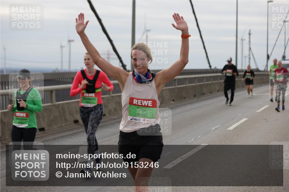 03.10.2025 - Köhlbrandbrückenlauf Jannik Wohlers http://msf.ph/oto/9153246 03.10.2025 16:03:56 Position 1 9712 meine-sportfotos.de