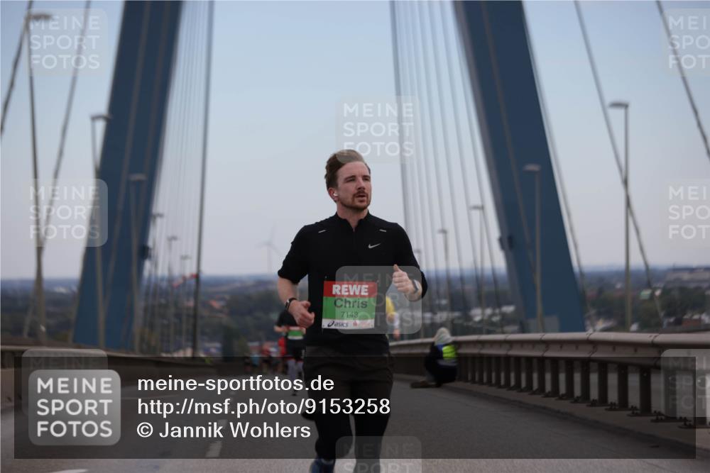 03.10.2025 - Köhlbrandbrückenlauf Jannik Wohlers http://msf.ph/oto/9153258 03.10.2025 15:19:05 Position 1 7143 meine-sportfotos.de
