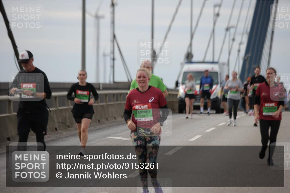 03.10.2025 - Köhlbrandbrückenlauf Jannik Wohlers http://msf.ph/oto/9153261 03.10.2025 16:03:58 Position 1 7988 meine-sportfotos.de