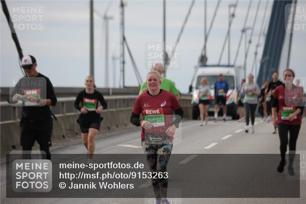 03.10.2025 - Köhlbrandbrückenlauf Jannik Wohlers http://msf.ph/oto/9153263 03.10.2025 16:03:58 Position 1 7988 meine-sportfotos.de