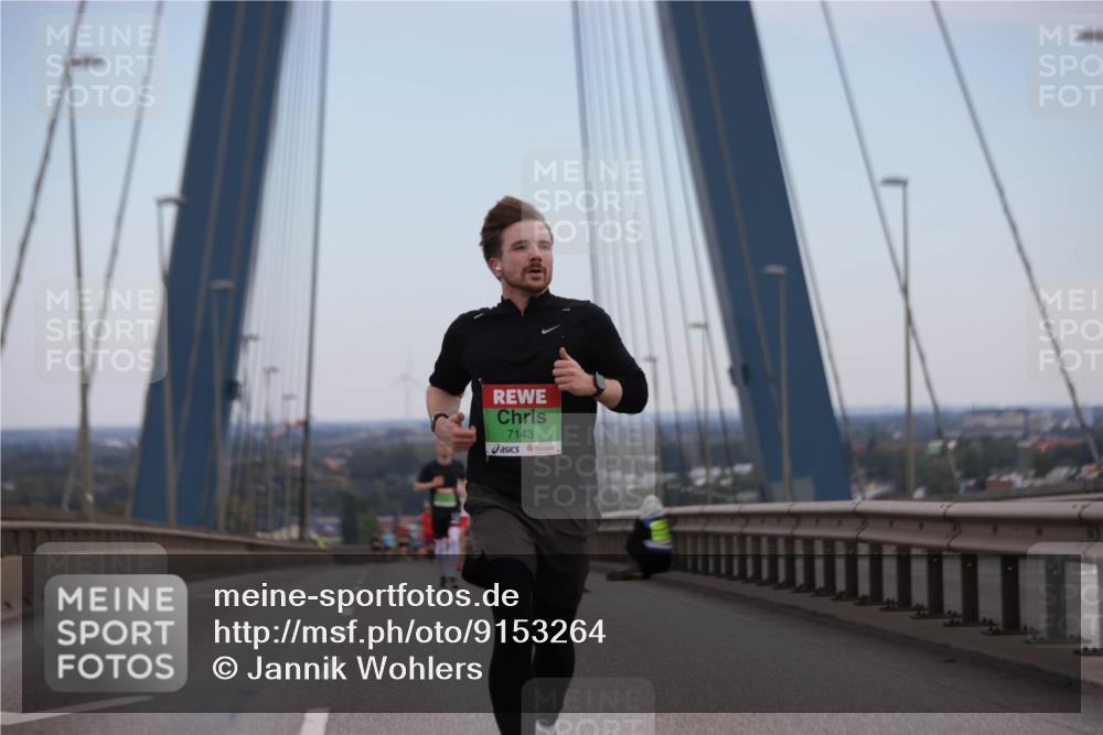 03.10.2025 - Köhlbrandbrückenlauf Jannik Wohlers http://msf.ph/oto/9153264 03.10.2025 15:19:05 Position 1 7143 meine-sportfotos.de
