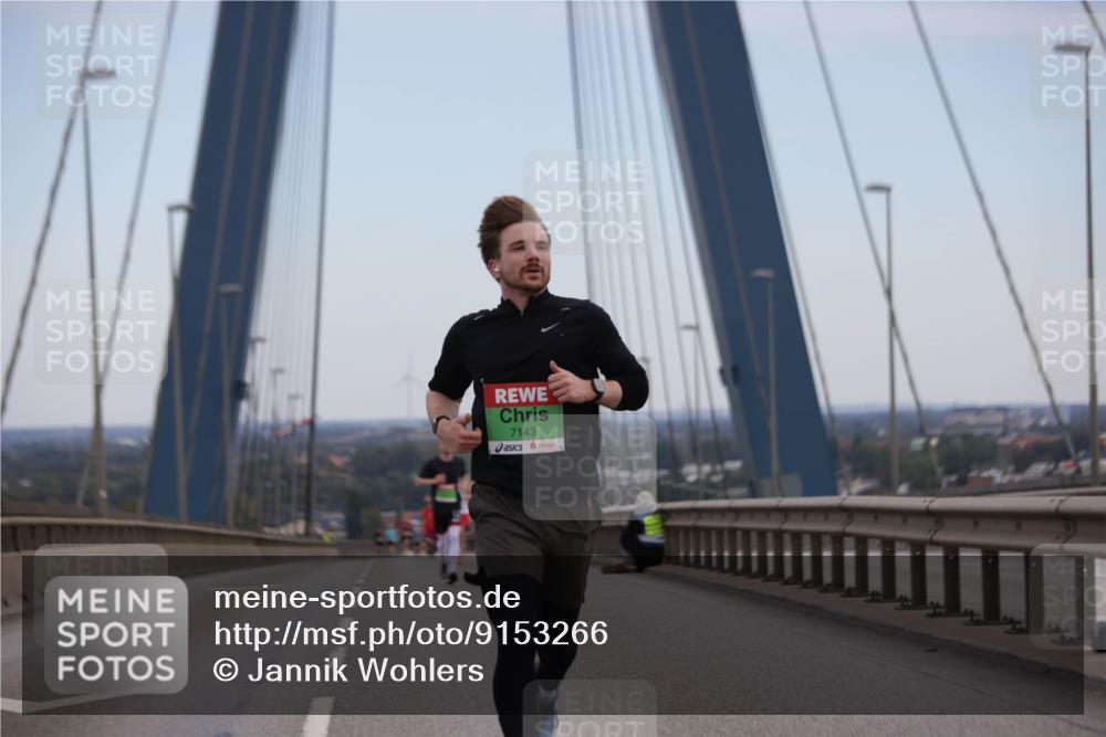 03.10.2025 - Köhlbrandbrückenlauf Jannik Wohlers http://msf.ph/oto/9153266 03.10.2025 15:19:05 Position 1 7143 meine-sportfotos.de