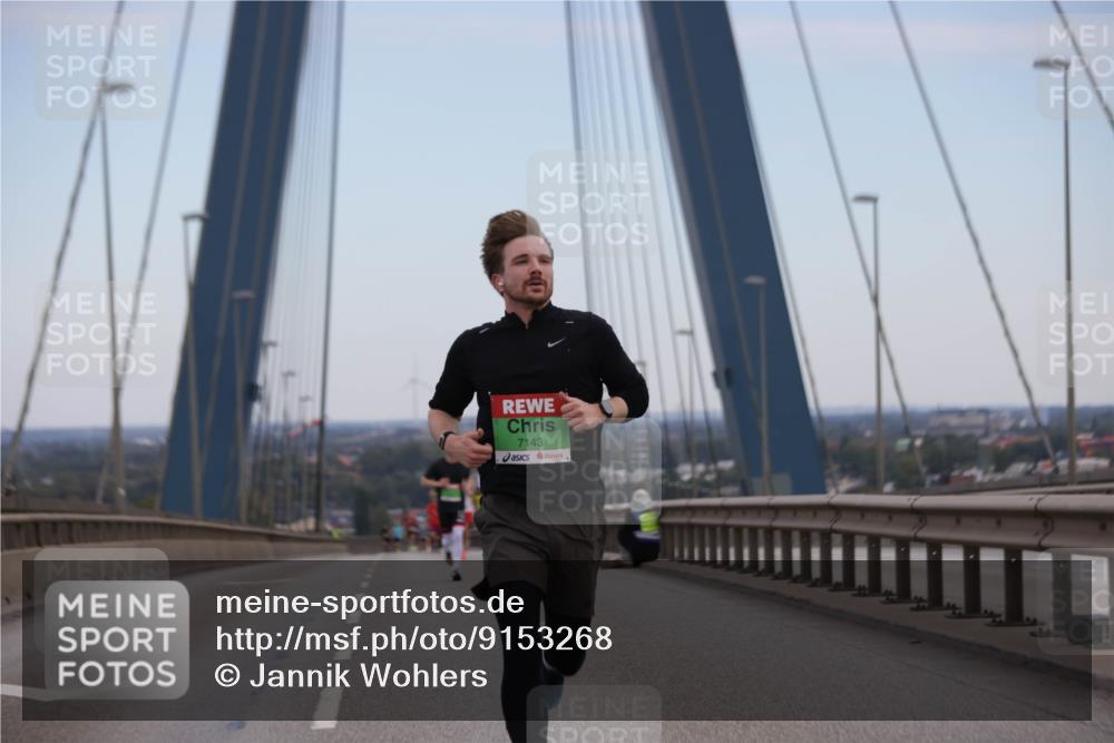 03.10.2025 - Köhlbrandbrückenlauf Jannik Wohlers http://msf.ph/oto/9153268 03.10.2025 15:19:05 Position 1 7143 meine-sportfotos.de