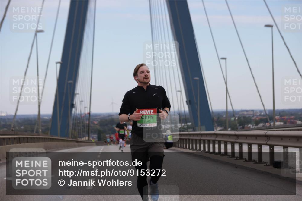 03.10.2025 - Köhlbrandbrückenlauf Jannik Wohlers http://msf.ph/oto/9153272 03.10.2025 15:19:06 Position 1 7143 meine-sportfotos.de