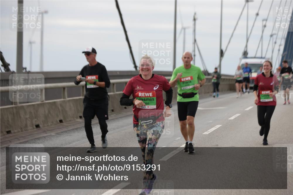 03.10.2025 - Köhlbrandbrückenlauf Jannik Wohlers http://msf.ph/oto/9153291 03.10.2025 16:04:00 Position 1 988 meine-sportfotos.de