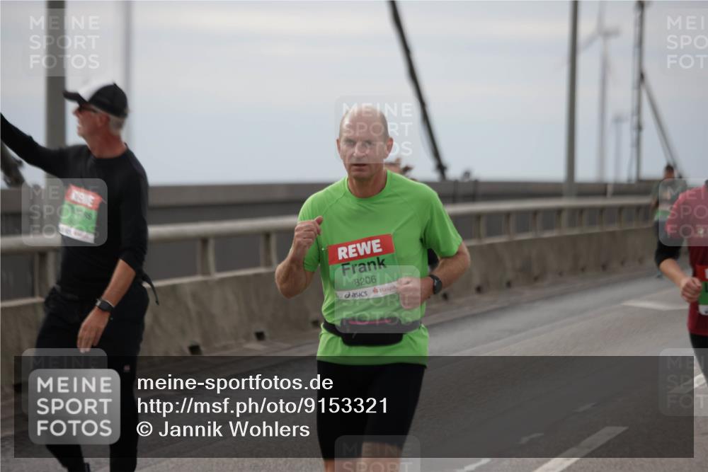 03.10.2025 - Köhlbrandbrückenlauf Jannik Wohlers http://msf.ph/oto/9153321 03.10.2025 16:04:02 Position 1 8206 meine-sportfotos.de