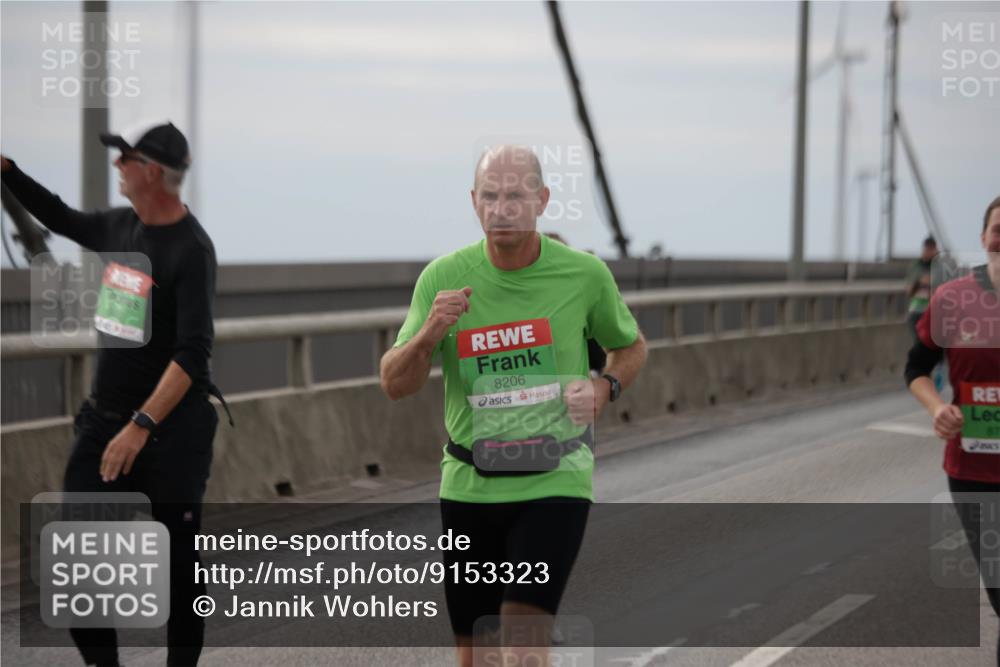 03.10.2025 - Köhlbrandbrückenlauf Jannik Wohlers http://msf.ph/oto/9153323 03.10.2025 16:04:02 Position 1 8206 meine-sportfotos.de