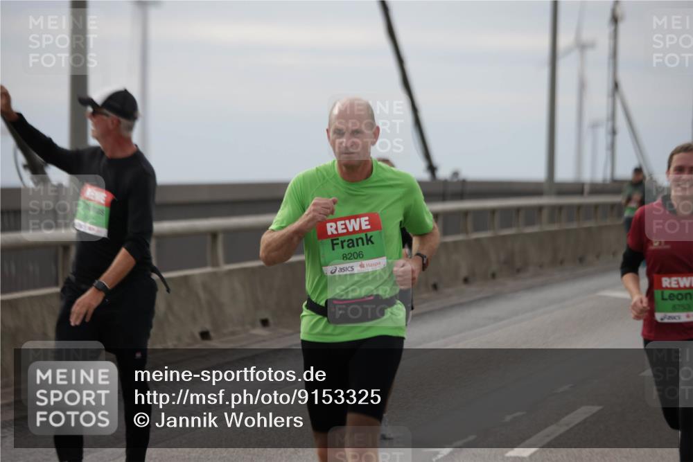 03.10.2025 - Köhlbrandbrückenlauf Jannik Wohlers http://msf.ph/oto/9153325 03.10.2025 16:04:02 Position 1 8206, 8753 meine-sportfotos.de