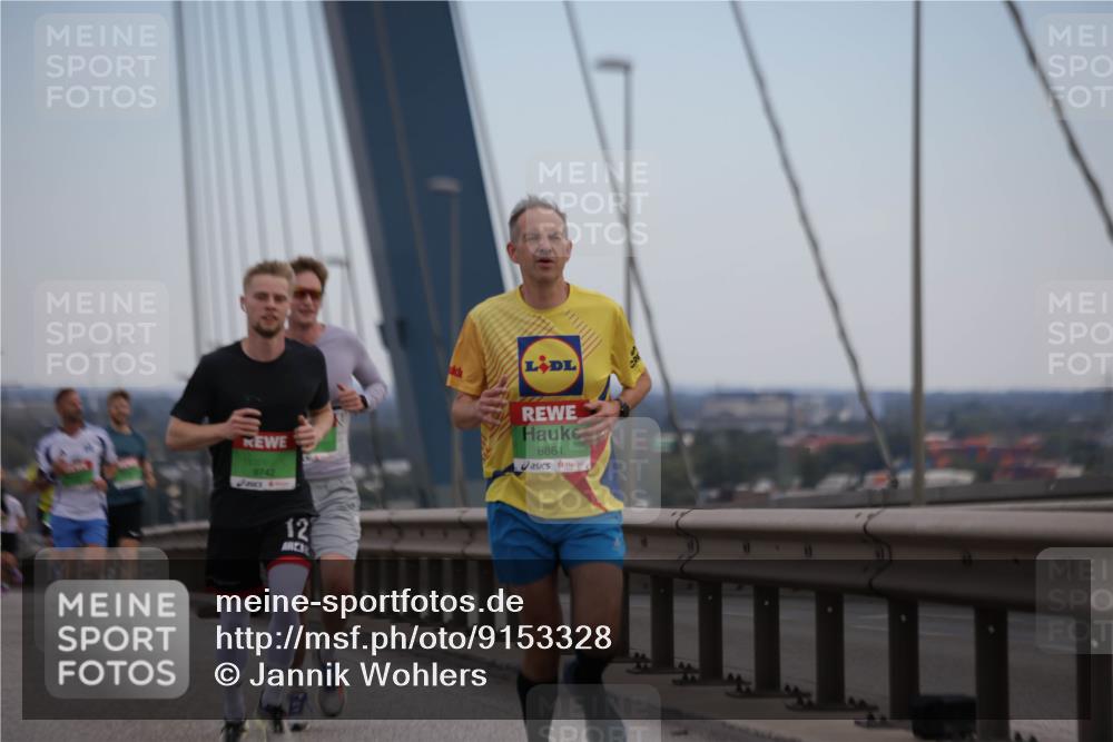 03.10.2025 - Köhlbrandbrückenlauf Jannik Wohlers http://msf.ph/oto/9153328 03.10.2025 15:19:11 Position 1 9742, 12, 8861 meine-sportfotos.de