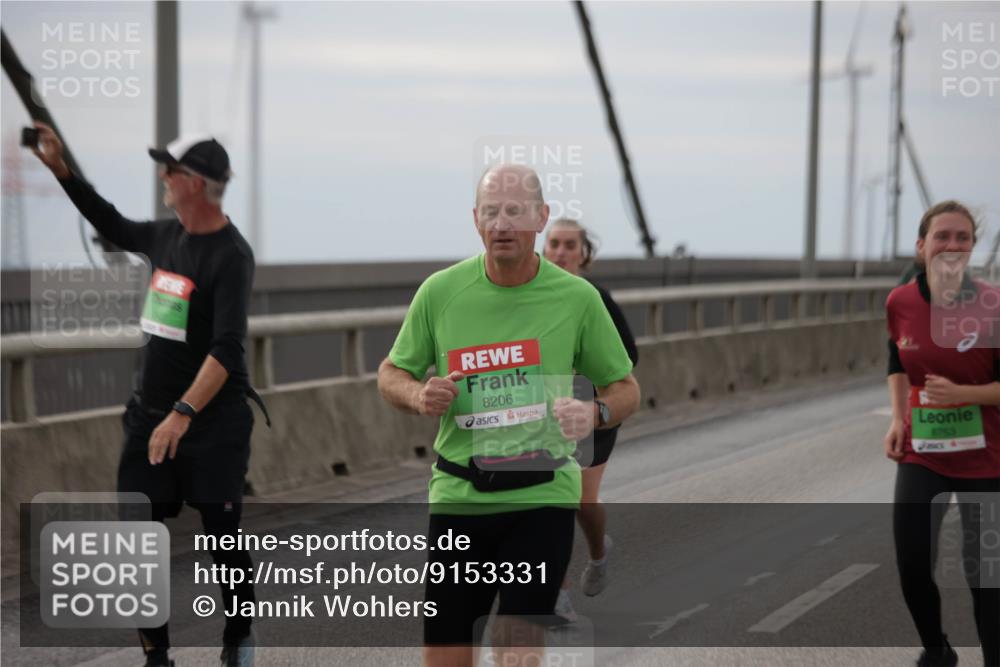 03.10.2025 - Köhlbrandbrückenlauf Jannik Wohlers http://msf.ph/oto/9153331 03.10.2025 16:04:02 Position 1 8206, 8753 meine-sportfotos.de